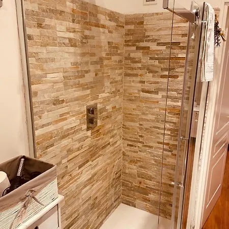 Luxury Dandy House * לה ספציה