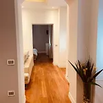 아파트 Luxury Dandy House
