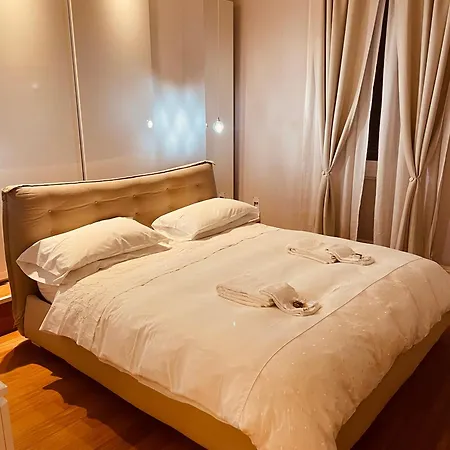 Luxury Dandy House *