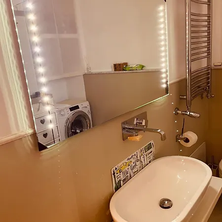 Luxury Dandy House Lejlighed