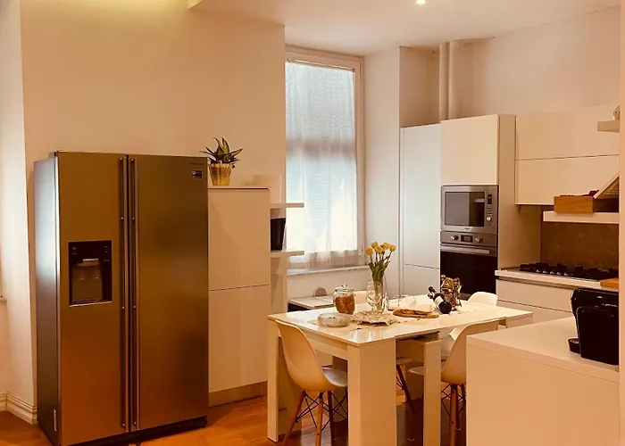 Luxury Dandy House Специя