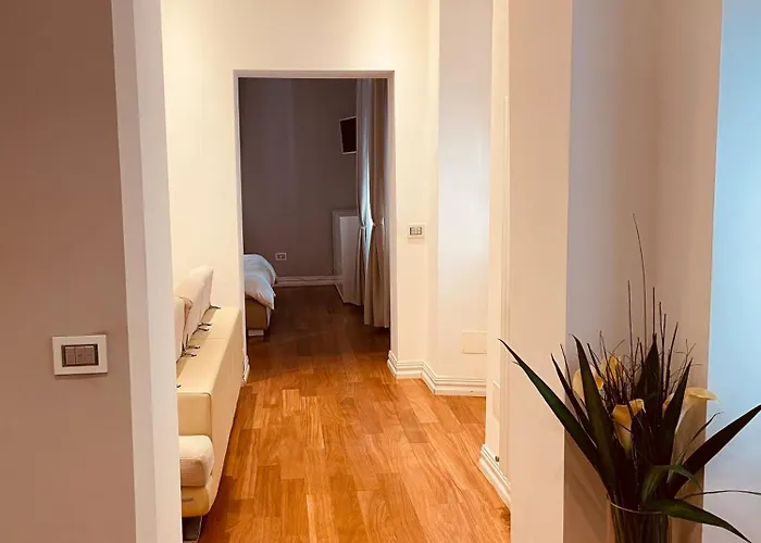 Апартаменты Luxury Dandy House